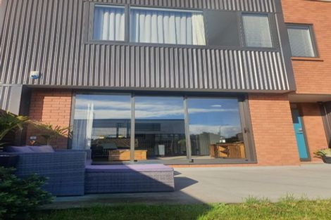 Photo of property in 469 Hobsonville Road, Hobsonville, Auckland, 0616