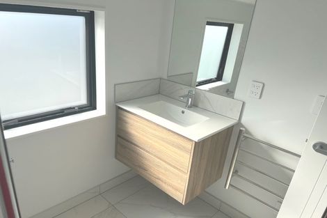 Photo of property in 4b Moana Grove, Waiwhetu, Lower Hutt, 5010