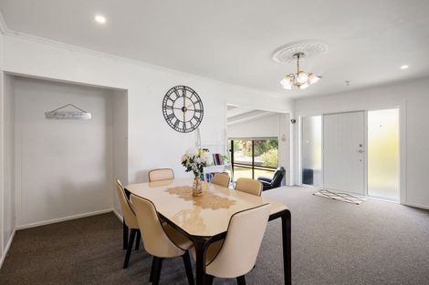 Photo of property in 6 Parkdale Place, Glenview, Hamilton, 3206