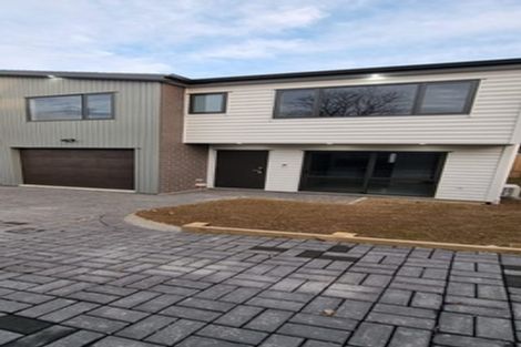 Photo of property in 425f Great South Road, Opaheke, Papakura, 2113