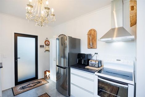 Photo of property in 20 Ngareta Street, Marton, 4710