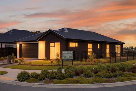 Photo of property in 49 Ruataniwha Avenue, Rangiora, 7400