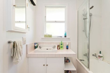 Photo of property in 2/18 Selwyn Street, Somerfield, Christchurch, 8024