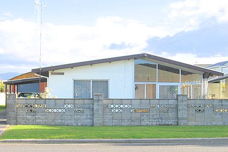 Photo of property in 219a Hetherington Road, Whangamata, 3620