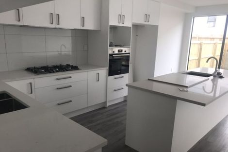 Photo of property in 10 Ti Kouka Lane, Sandringham, Auckland, 1025