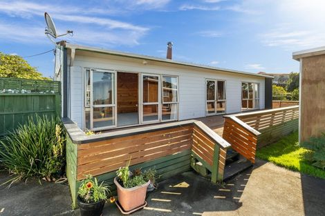 Photo of property in 7 Seaview Road, Ruakaka, 0116