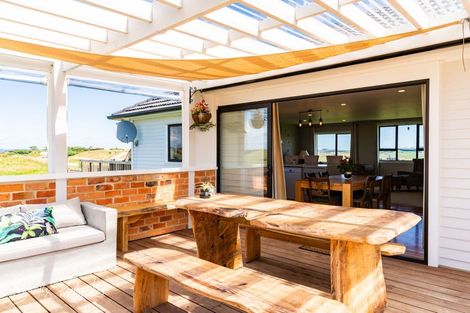 Photo of property in 63 Otara Road, Kaiwaka, 0573