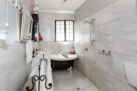 Photo of property in 4511 Christchurch Akaroa Road, Little River, 7591