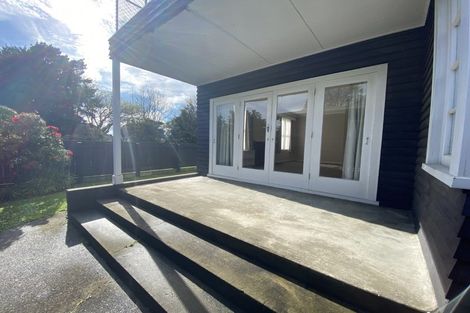 Photo of property in 293-295 Park Road, Hokowhitu, Palmerston North, 4410