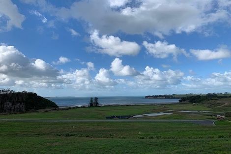 Photo of property in 11 Rongoa Road, Okura Bush, Silverdale, 0794