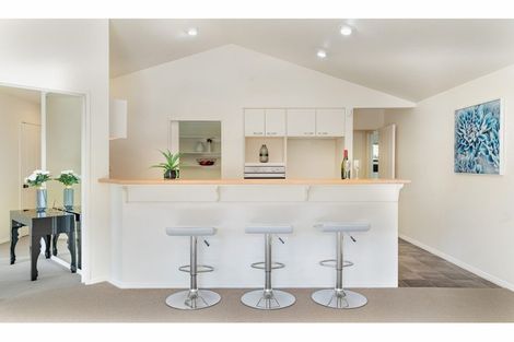 Photo of property in 208b Glengarry Road, Glen Eden, Auckland, 0602