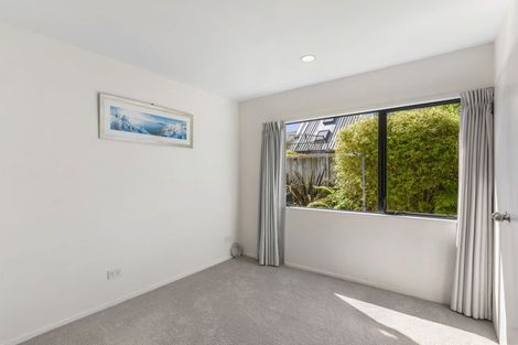 Photo of property in 15 Perendale Close, Somerville, Auckland, 2014