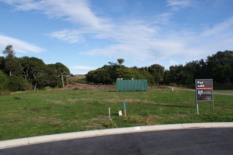 Photo of property in 9 Pihoihoi Close, Waikanae, 5036