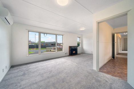 Photo of property in 49 Longburn Road, Henderson, Auckland, 0610