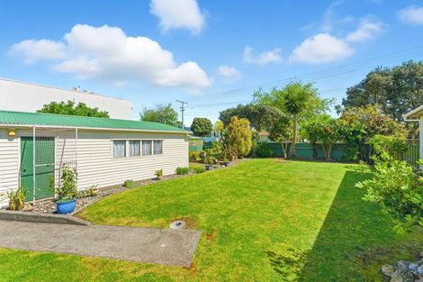 Photo of property in 58 Bedford Avenue, Gonville, Whanganui, 4501