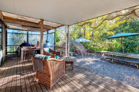 Photo of property in 786 Sandspit Road, Warkworth, 0982