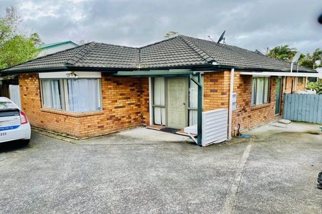 Photo of property in 10 Wheaton Place, Glen Eden, Auckland, 0602