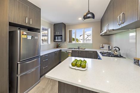 Photo of property in 27 Bellbird Street, Papakura, 2110