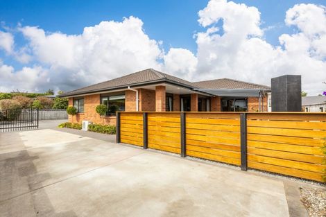 Photo of property in 24 Ainslee Street, Highlands Park, New Plymouth, 4312