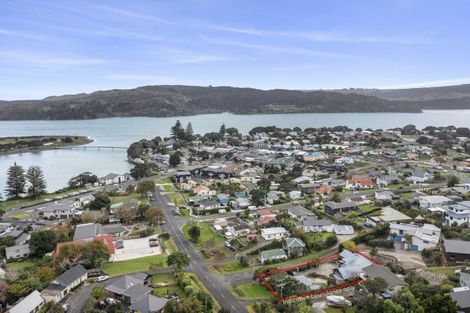 Photo of property in 24 Stewart Street, Raglan, 3225