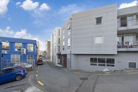 Photo of property in Hanson House, 1a/27 Hanson Street, Mount Cook, Wellington, 6021