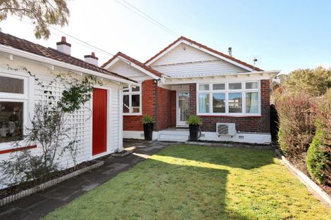 Photo of property in 10 Raymond Terrace, Fairfield, Lower Hutt, 5011