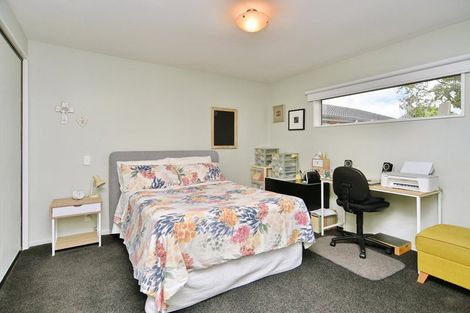 Photo of property in 2/43 Kedleston Drive, Avonhead, Christchurch, 8042