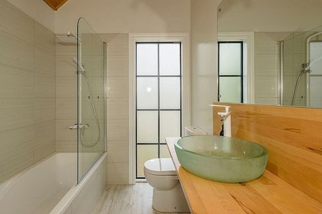 Photo of property in 1/71 Jacksons Road, Lyttelton, 8082