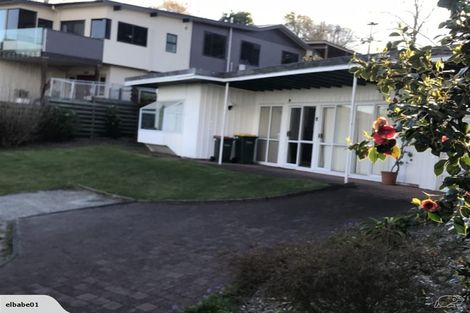 Photo of property in 212 Kawaha Point Road, Kawaha Point, Rotorua, 3010