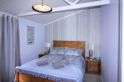 Photo of property in 145 Kemptons Line, Greytown, 5794