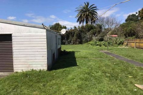 Photo of property in 32 Regent Street, Papatoetoe, Auckland, 2025