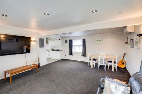 Photo of property in 130 Portsmouth Road, Flaxmere, Hastings, 4120