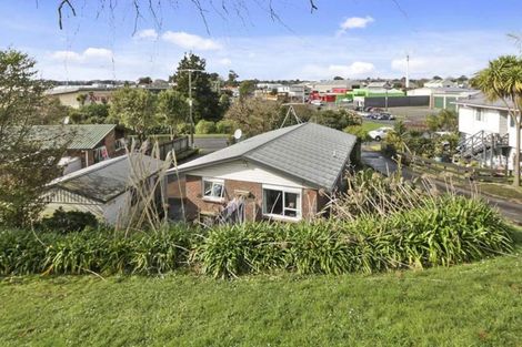 Photo of property in 21 Constable Road, Waiuku, 2123