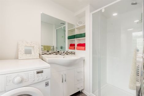 Photo of property in 43 Walton Road, Paraparaumu Beach, Paraparaumu, 5032