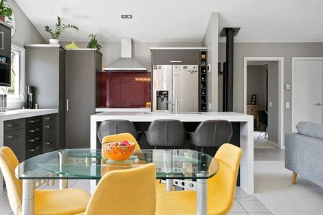 Photo of property in 7 Loch Views Road, Acacia Bay, Taupo, 3385