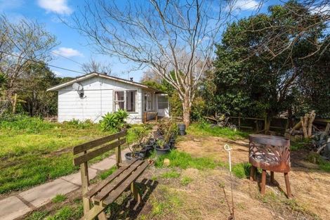 Photo of property in 45 Makiri Street, Helensville, 0800