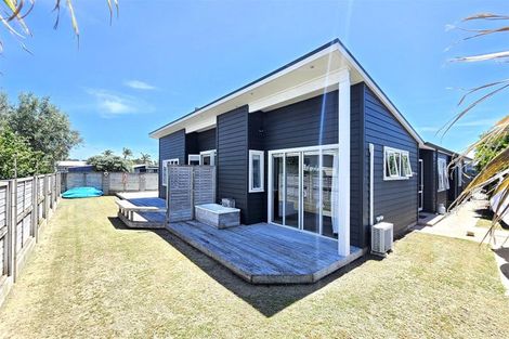 Photo of property in 128 Harbour Drive, Matarangi, Whitianga, 3592