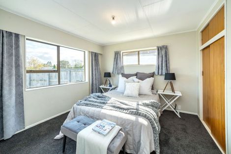 Photo of property in 20 Fisher Place, Carterton, 5713