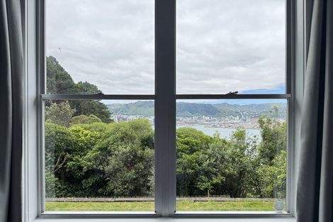 Photo of property in 38 Robieson Street, Roseneath, Wellington, 6011