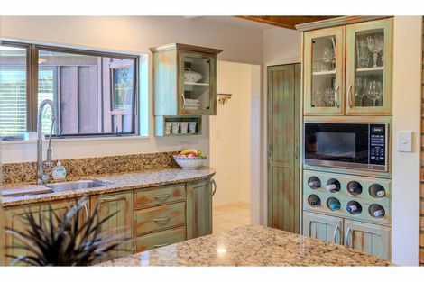 Photo of property in 17 Kendall Road, Kerikeri, 0230