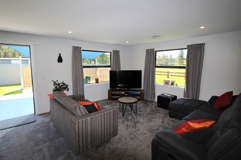 Photo of property in 22 Brooke Place, Alexandra, 9320