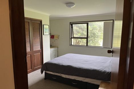 Photo of property in 56 Houghton Bay Road, Houghton Bay, Wellington, 6023