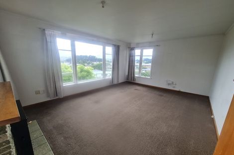 Photo of property in 28 Arapiko Street, Johnsonville, Wellington, 6037