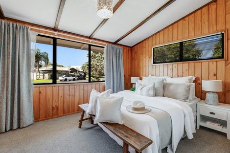Photo of property in 57 Maygrove Drive, Orewa, 0931