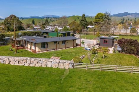 Photo of property in 69 Whitby Road, Wakefield, 7025