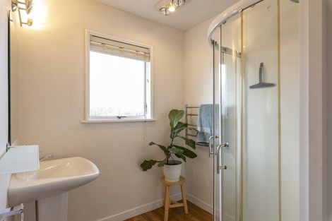 Photo of property in 2/500 Harewood Road, Harewood, Christchurch, 8051