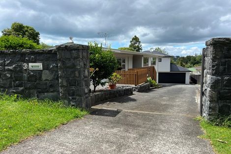 Photo of property in 3 Kerria Place, Sunnynook, Auckland, 0620