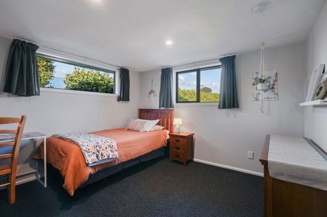 Photo of property in 1 Cunliffe Road, Redwood, Christchurch, 8051