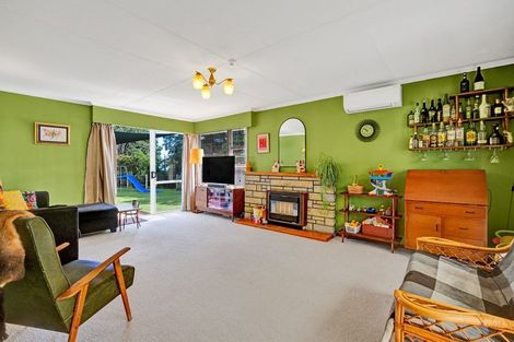 Photo of property in 39 Turakina Street, Merrilands, New Plymouth, 4312