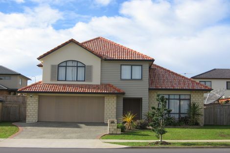 Photo of property in 138 Middlefield Drive, Flat Bush, Auckland, 2016